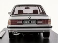 Wyjątkowe modele kolekcjonerskie - BMW 325i E30 - tył