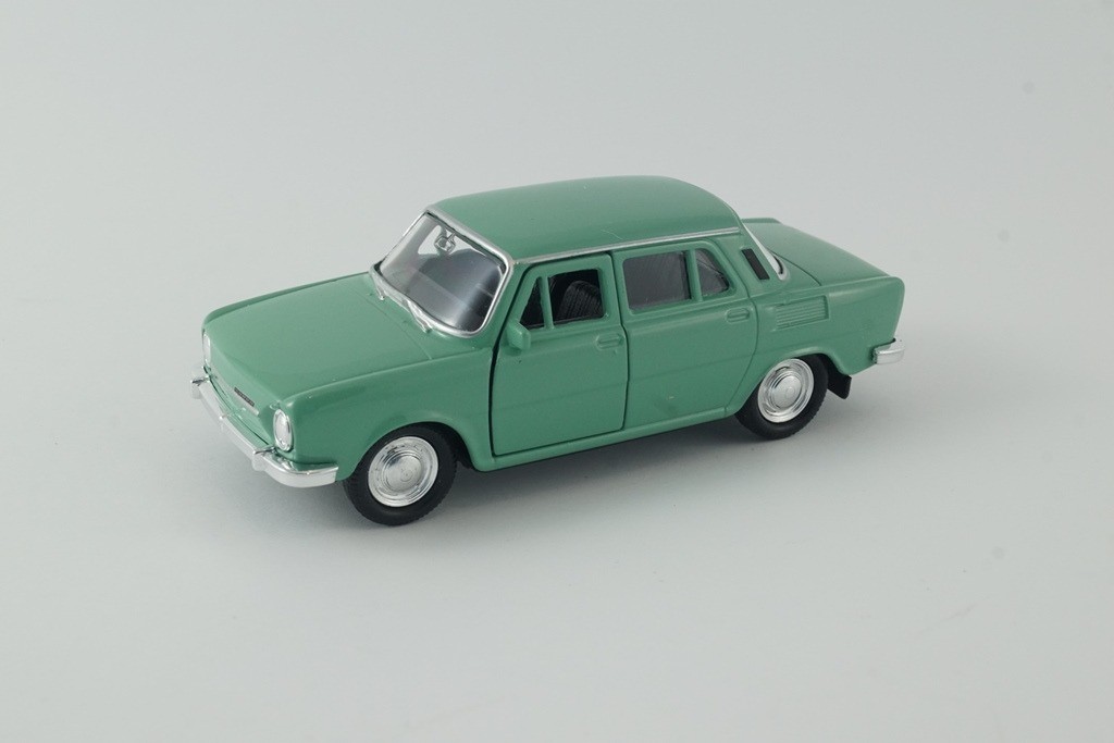 Skoda 100 (zielona) -Samochody osobowe