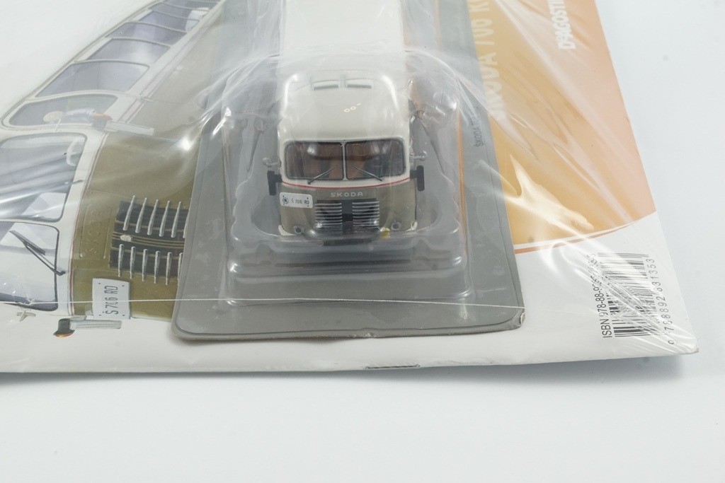 Skoda 706 RO 1:72